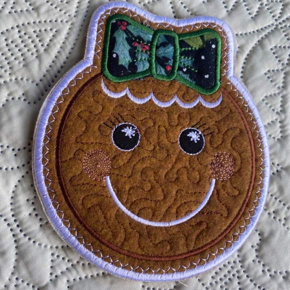 Gingerbread Girl & Boy Mug-rug, 2 Pack Embroidered Felt Mug Rugs. - Picture 4 of 9